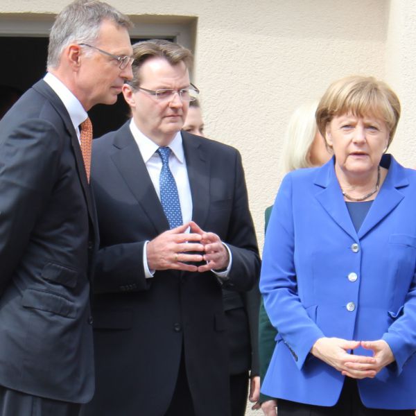 Bundeskanzlerin Angela Merkel besucht IHK FOSA im Wahlkreis